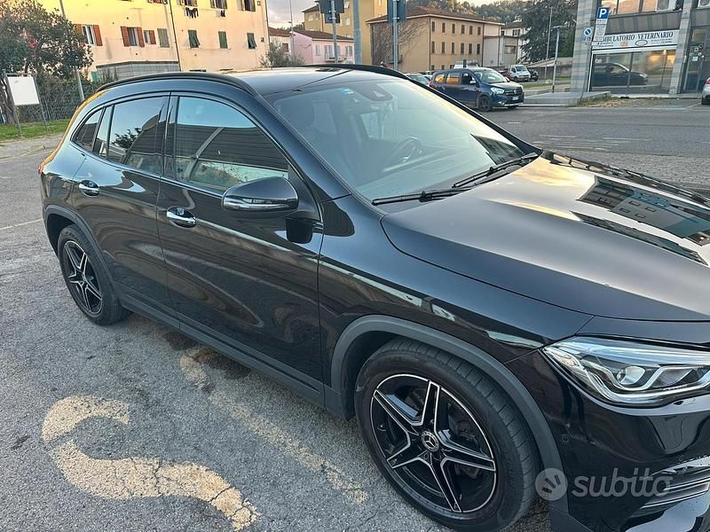 Usata Mercedes GLA200 AMG line 150 CV (110 kW) 2023 Nero SUV