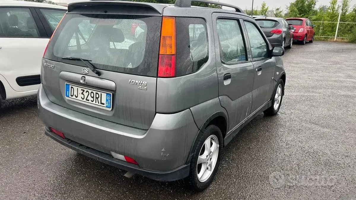 Usata Suzuki Ignis GL 99 CV (72 kW) 2008 Grigio Utilitaria