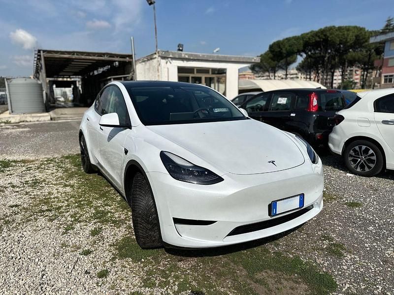 Usata Tesla Model Y RWD 87 kW (119 CV) 2022 Bianco SUV