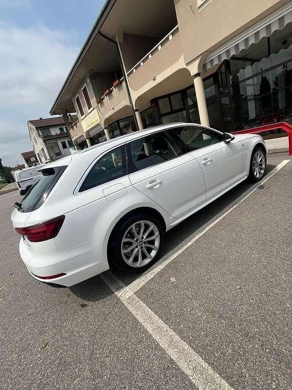 Usata Audi A4 S-Line 170 CV (125 kW) 2017 Station wagon