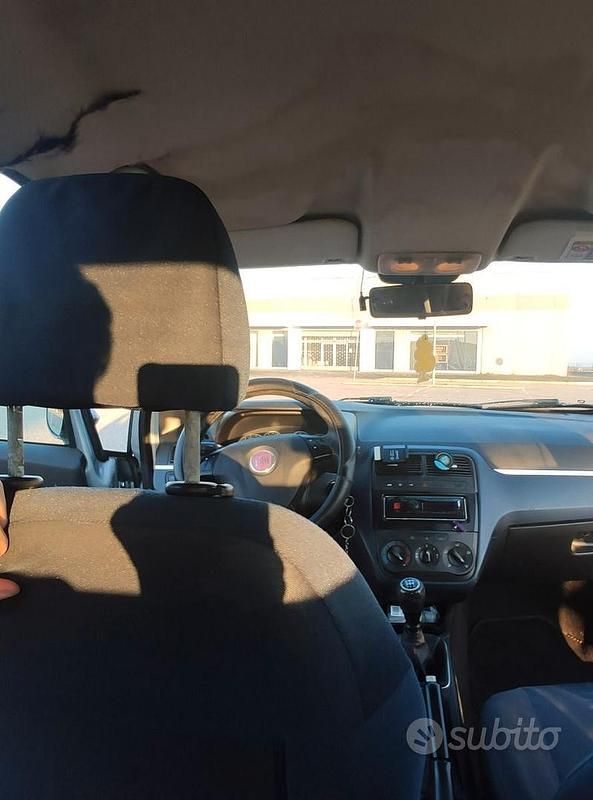 Usata Fiat Grande Punto 2008 Grigio Utilitaria