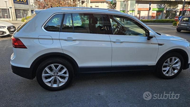 Usata VW Tiguan Business 150 CV (110 kW) 2017 Bianco SUV