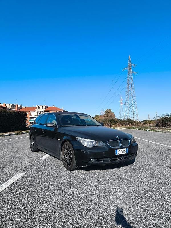 Usata BMW 520 177 CV (130 kW) 2008 Nero Station wagon