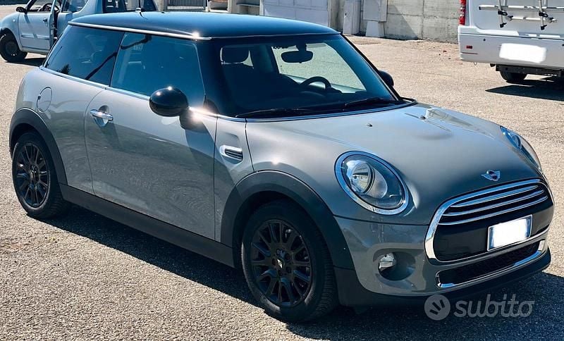 Usata Mini ONE 102 CV (75 kW) 2015 Utilitaria