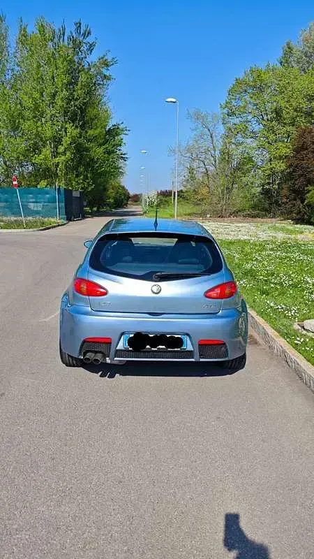 Usata Alfa Romeo 147 GTA 252 CV (185 kW) 2003 Utilitaria