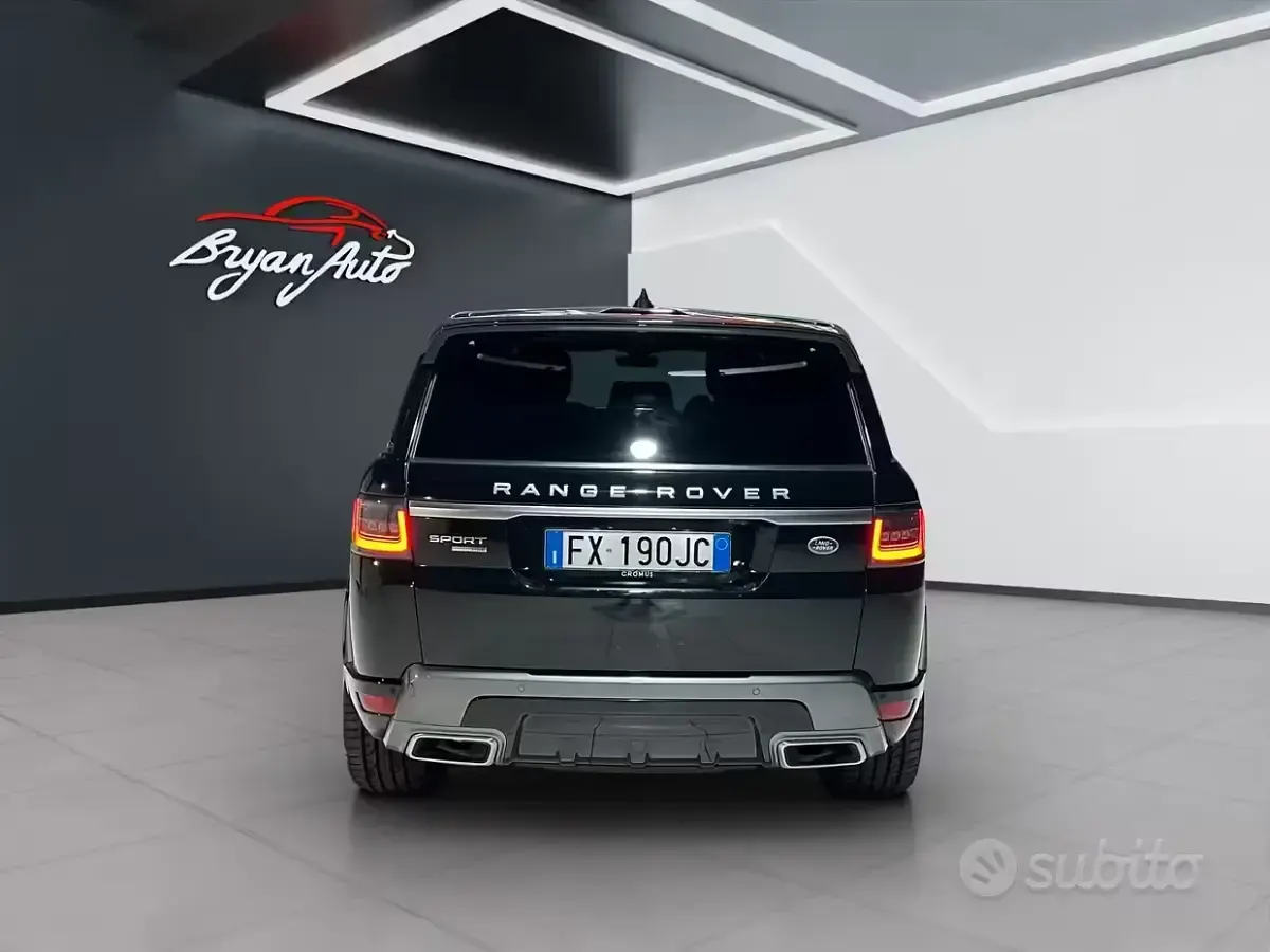 Second-hand Land Rover Range Rover Sport HSE 249 CP (183 kW) 2019 Negru SUV