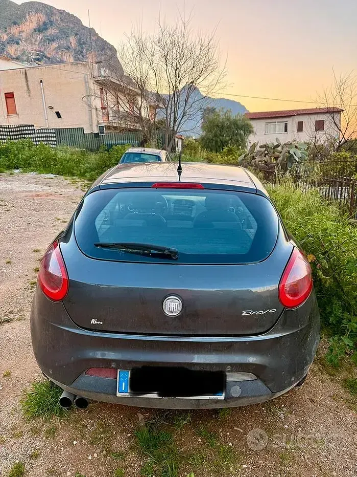 Usata Fiat Bravo 120 CV (88 kW) 2010 Utilitaria