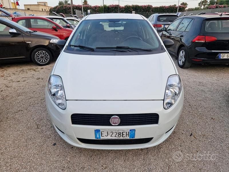 Usata Fiat Punto 2011 Bianco Utilitaria