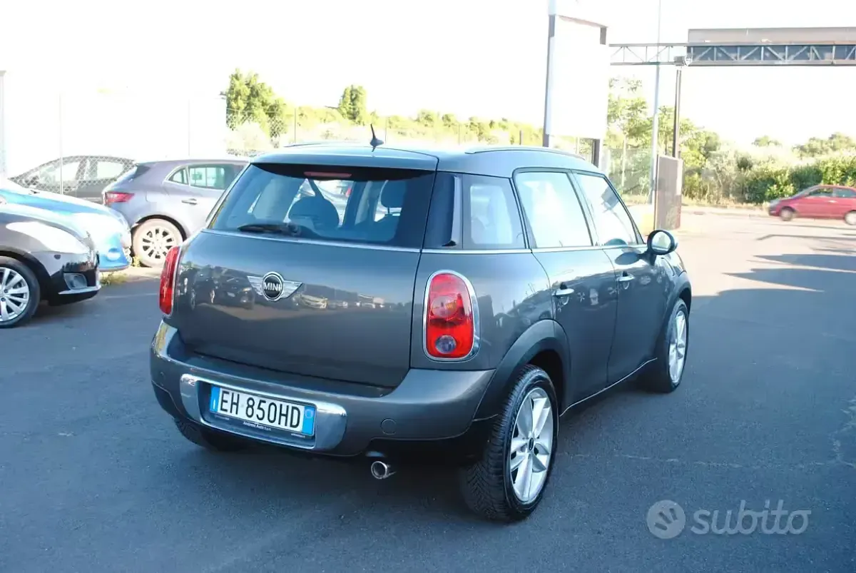 Usata Mini One D Countryman 90 CV (66 kW) 2012 Grigio SUV