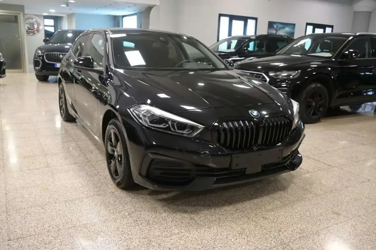 Usata BMW 116 Advantage 116 CV (85 kW) 2023 Nero Utilitaria