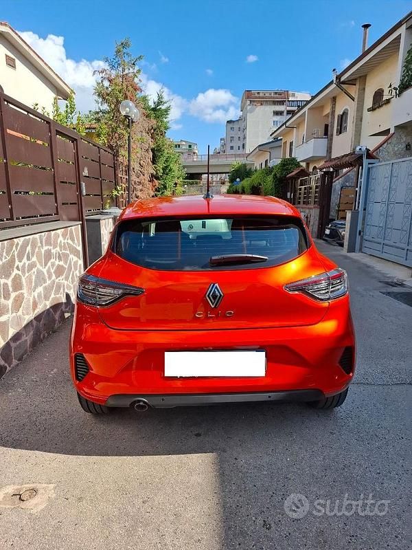Usata Renault Clio V Evolution 101 CV (74 kW) 2023 Berlina