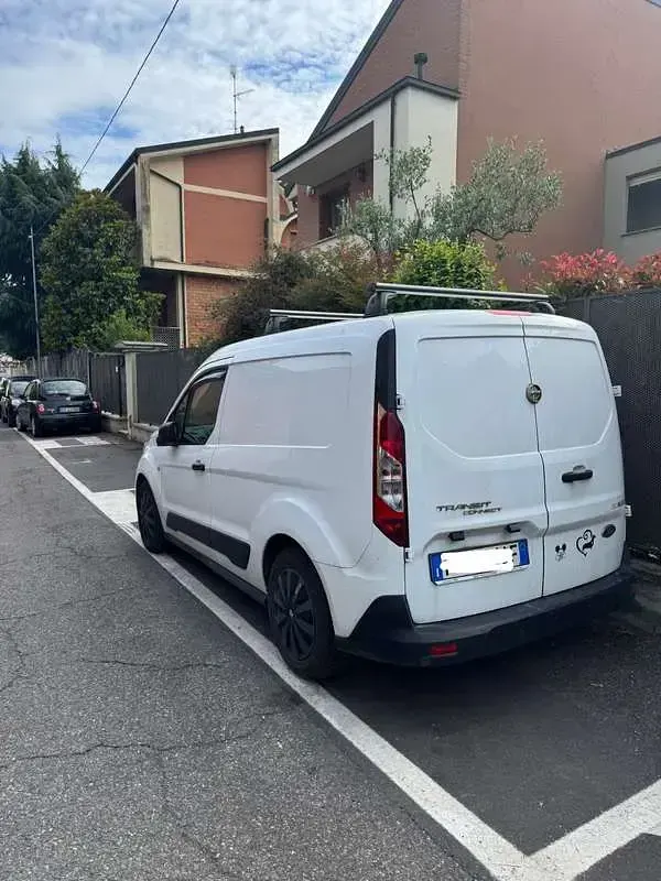 Usata Ford Tourneo 101 CV (74 kW) 2019 Bianco Furgone