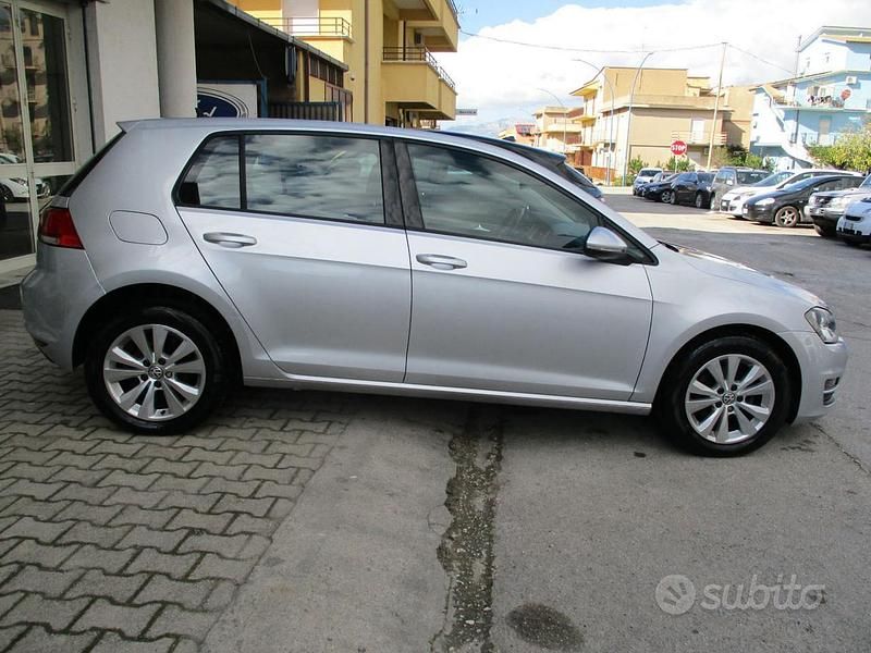 Usata VW Golf VII Executive 110 CV (80 kW) 2017 Giallo Berlina