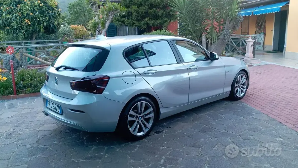 Usata BMW 118 150 CV (110 kW) 2016 Grigio Utilitaria