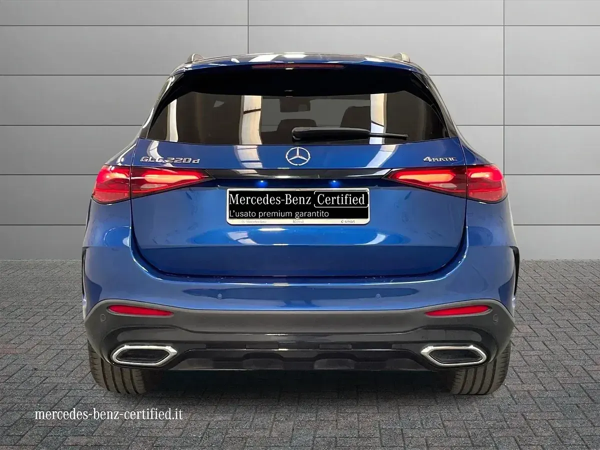 Usata Mercedes GLC220 Advanced 198 CV (145 kW) 2023 Argento mojave SUV