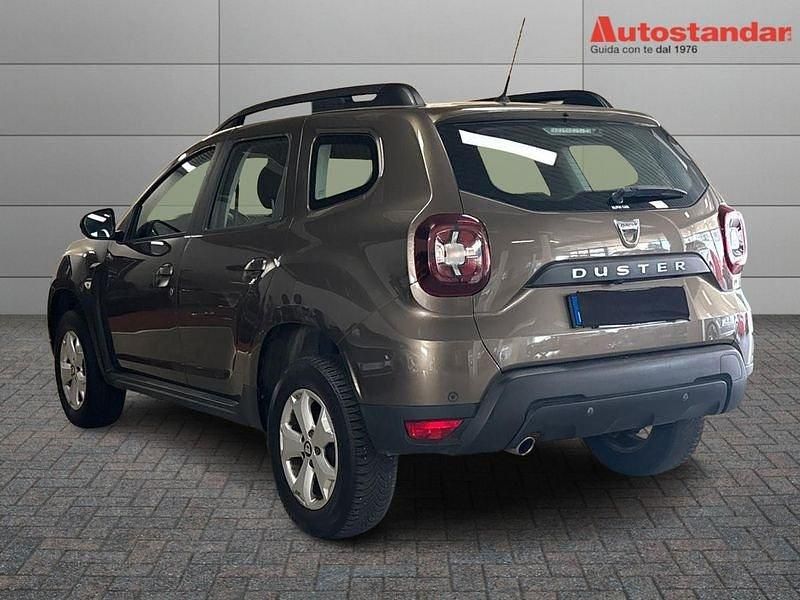 Usata Dacia Duster Comfort 114 CV (83 kW) 2018 Oro SUV
