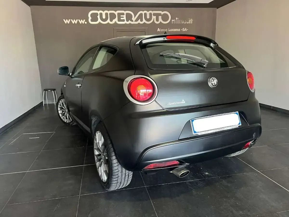 Usata Alfa Romeo MiTo Distinctive 85 CV (62 kW) 2014 Nero Utilitaria