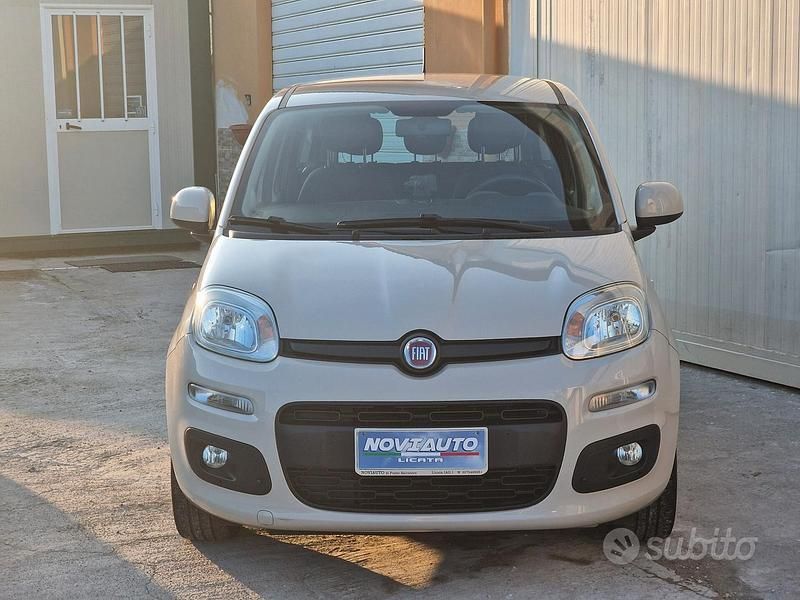 Usata Fiat Panda 70 CV (51 kW) 2018 Beige Berlina