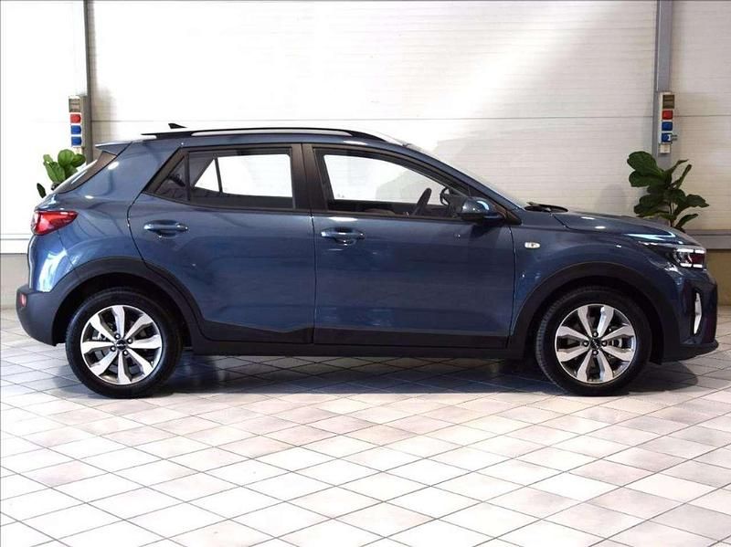 Nuova Kia Stonic Urban 101 CV (74 kW) 2025 Blu SUV