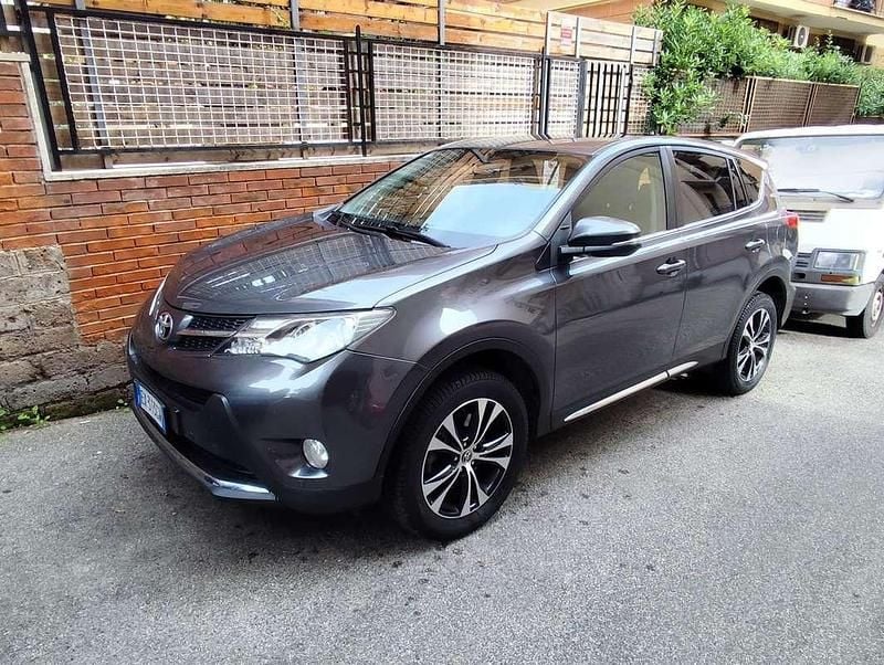 Usata Toyota RAV4 124 CV (91 kW) 2014 Grigio SUV