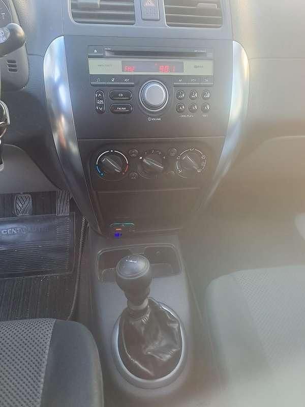 Usata Suzuki SX4 90 CV (66 kW) 2007 SUV