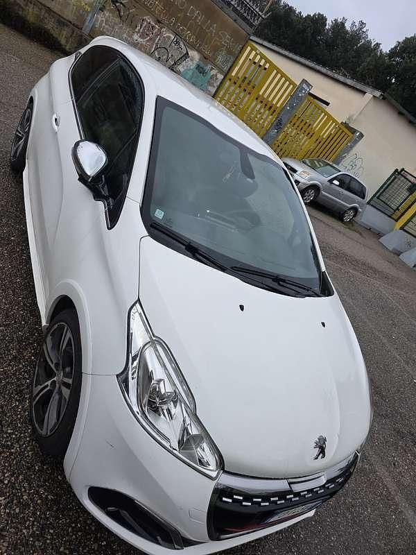 Usata Peugeot 208 GTi 208 CV (152 kW) 2016 Utilitaria