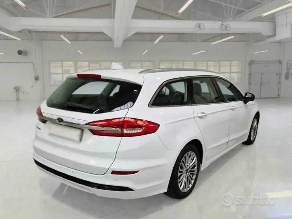 Usata Ford Mondeo Titanium 150 CV (110 kW) 2022 Bianco Station wagon
