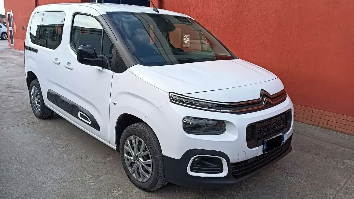 Usata Citroën e-Berlingo 131 CV (96 kW) 2024 Bianco Station wagon