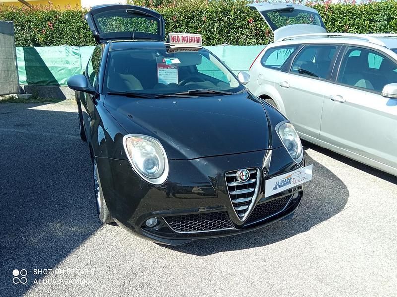 Gebraucht Alfa Romeo MiTo 120 PS (88 kW) 2015 Schwarz Kleinwagen