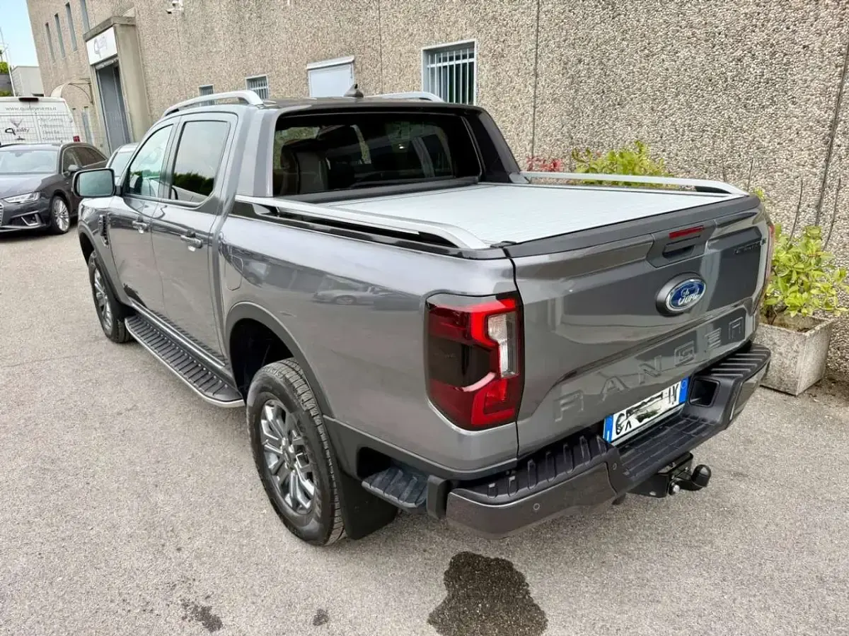 Usata Ford Ranger Wildtrack 205 CV (150 kW) 2025 Grigio Pick-up