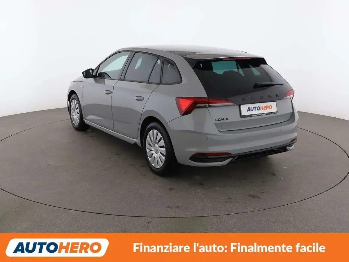 Usata Skoda Scala Monte Carlo 116 CV (85 kW) 2024 Grigio Utilitaria