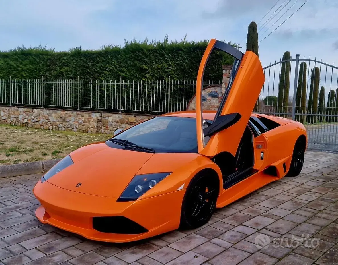 Usata Lamborghini Murciélago 580 CV (426 kW) 2004 Arancione Coupé