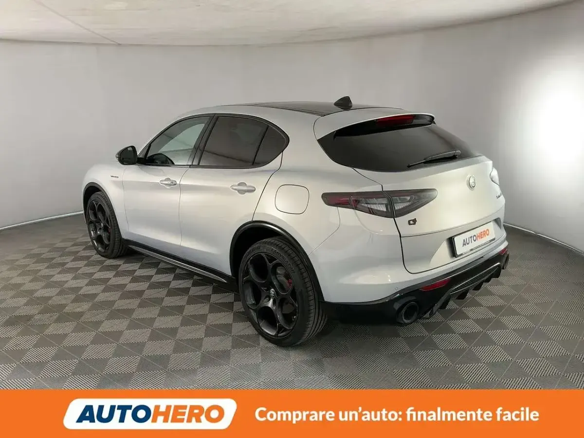 Usata Alfa Romeo Stelvio Veloce 280 CV (205 kW) 2025 Argento SUV