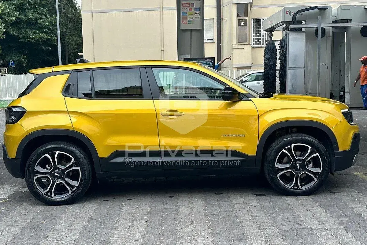 Usata Jeep Avenger Summit 61 kW (84 CV) 2024 Giallo SUV