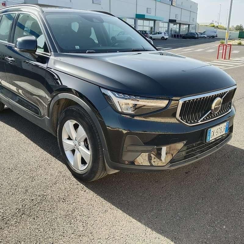 Usata Volvo XC40 129 CV (94 kW) 2022 Nero SUV
