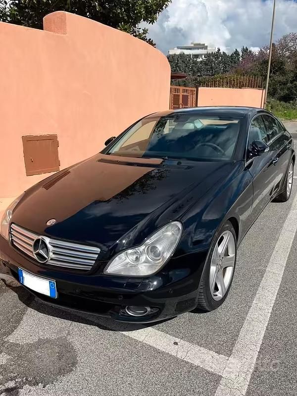 Usata Mercedes CLS320 2006 Nero Coupé