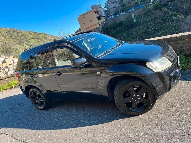 Usata Suzuki Grand Vitara 129 CV (94 kW) 2006 Nero SUV