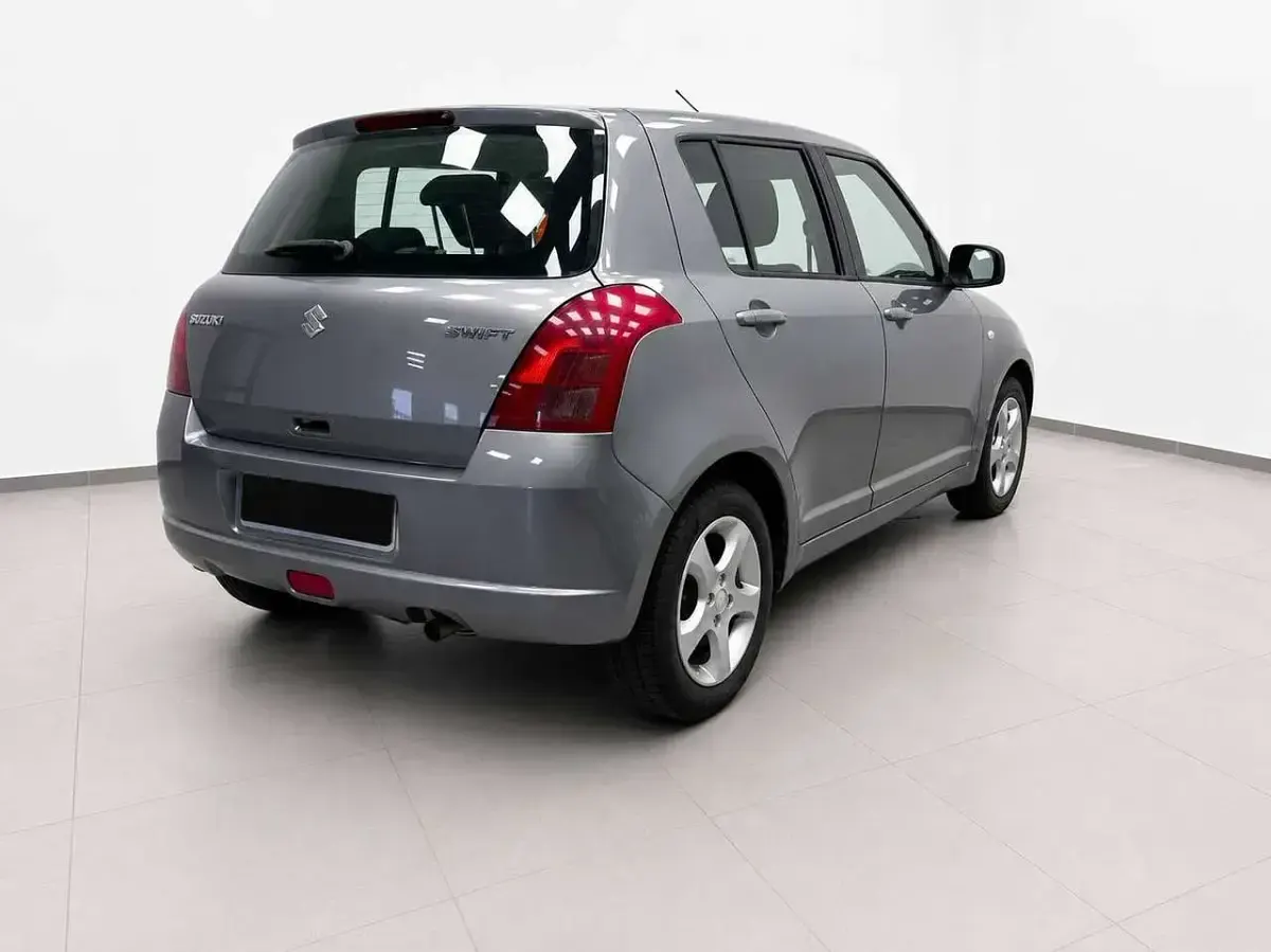 Usata Suzuki Swift GLX 91 CV (66 kW) 2006 Grigio Utilitaria