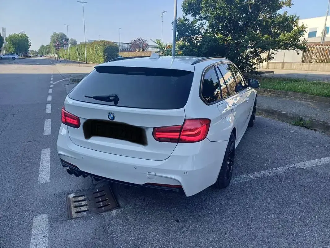 Usata BMW 318 Sport Line 150 CV (110 kW) 2016 Bianco Station wagon