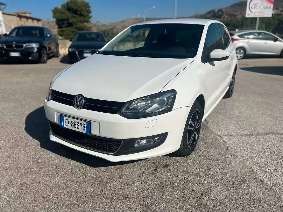 Usata VW Polo Comfortline 90 CV (66 kW) 2014 Bianco Berlina
