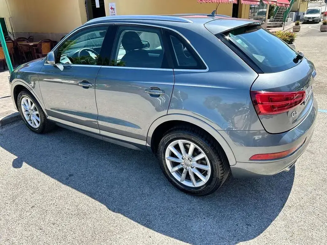 Usata Audi Q3 Business 150 CV (110 kW) 2017 Grigio SUV