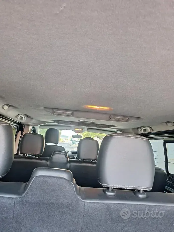 Usata Opel Vivaro 125 CV (91 kW) 2016 Nero Monovolume