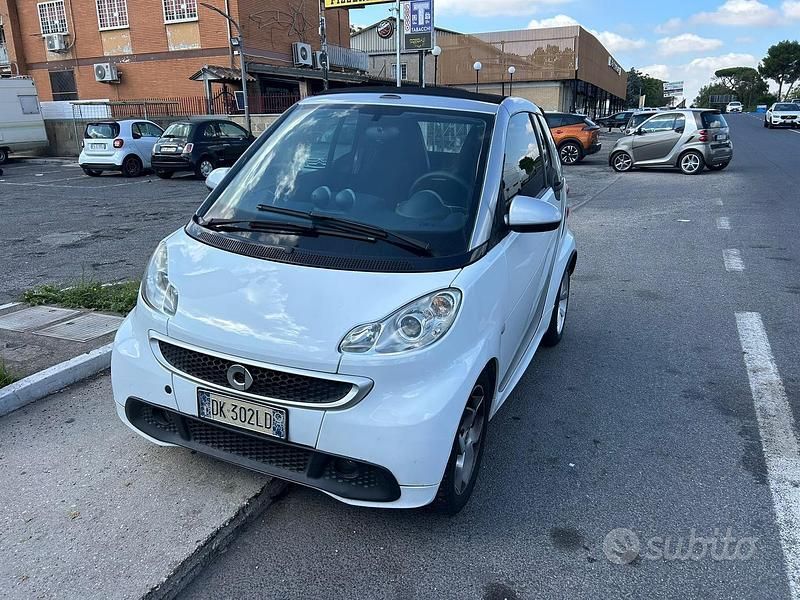 Bianco Usata 2007 Smart ForTwo Cabrio Pulse Cabrio | 4500 € - Immagine 1/4