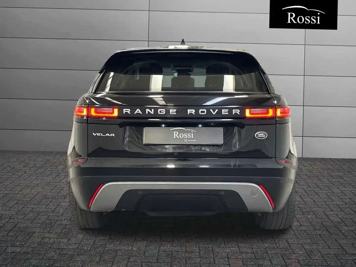 Usata Land Rover Range Rover Velar SE 204 CV (150 kW) 2021 Nero metallizzato SUV