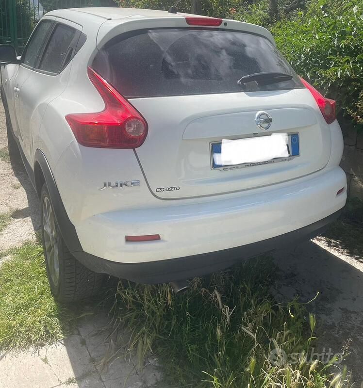 Usata Nissan Juke Tekna 110 CV (80 kW) 2013 Bianco SUV