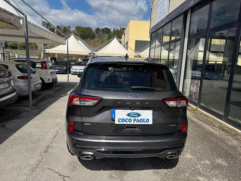 Usata Ford Kuga ST-Line 152 CV (111 kW) 2022 Grigio SUV