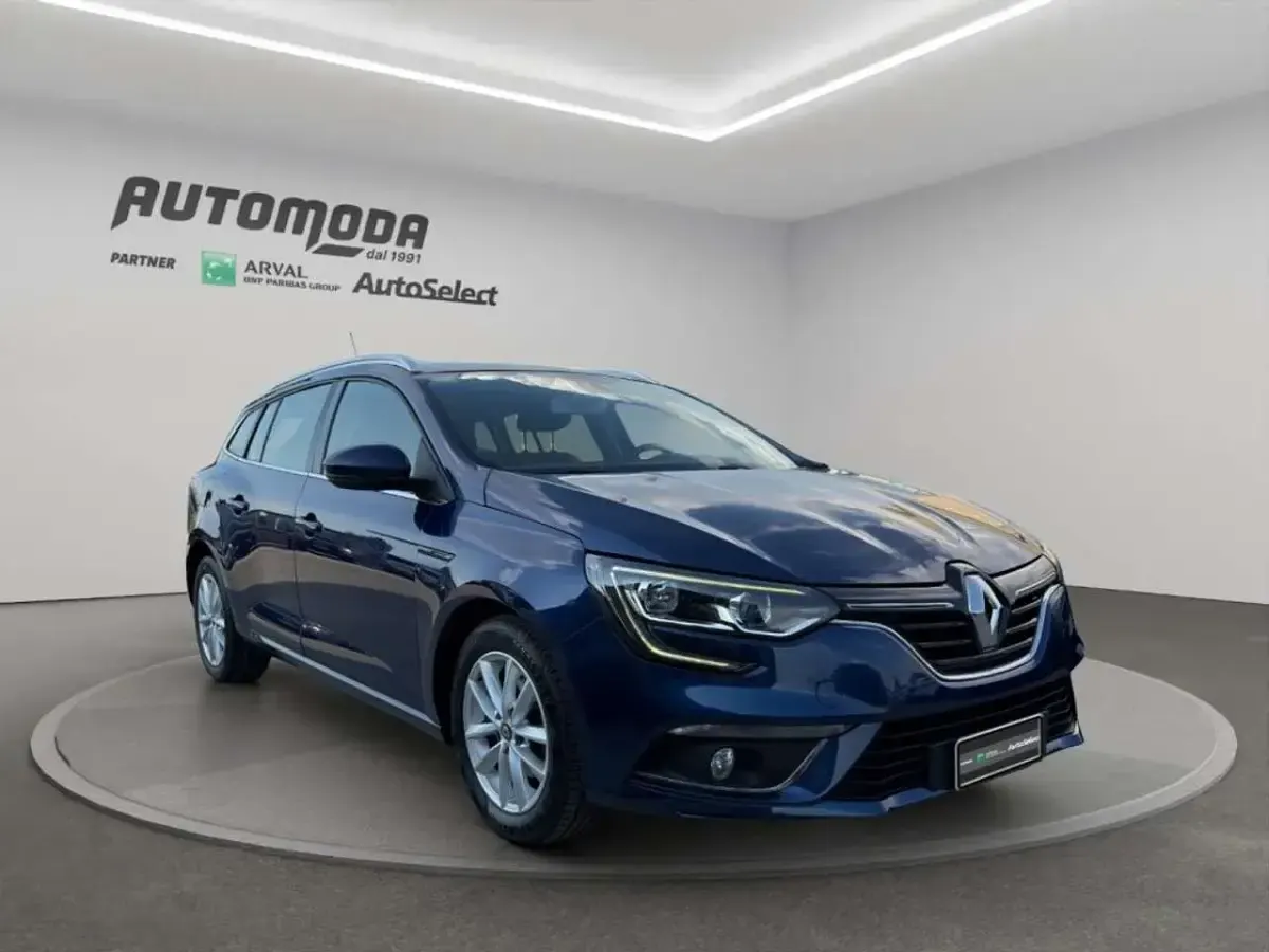 Usata Renault Mégane IV 95 CV (69 kW) 2020 Blu Furgone
