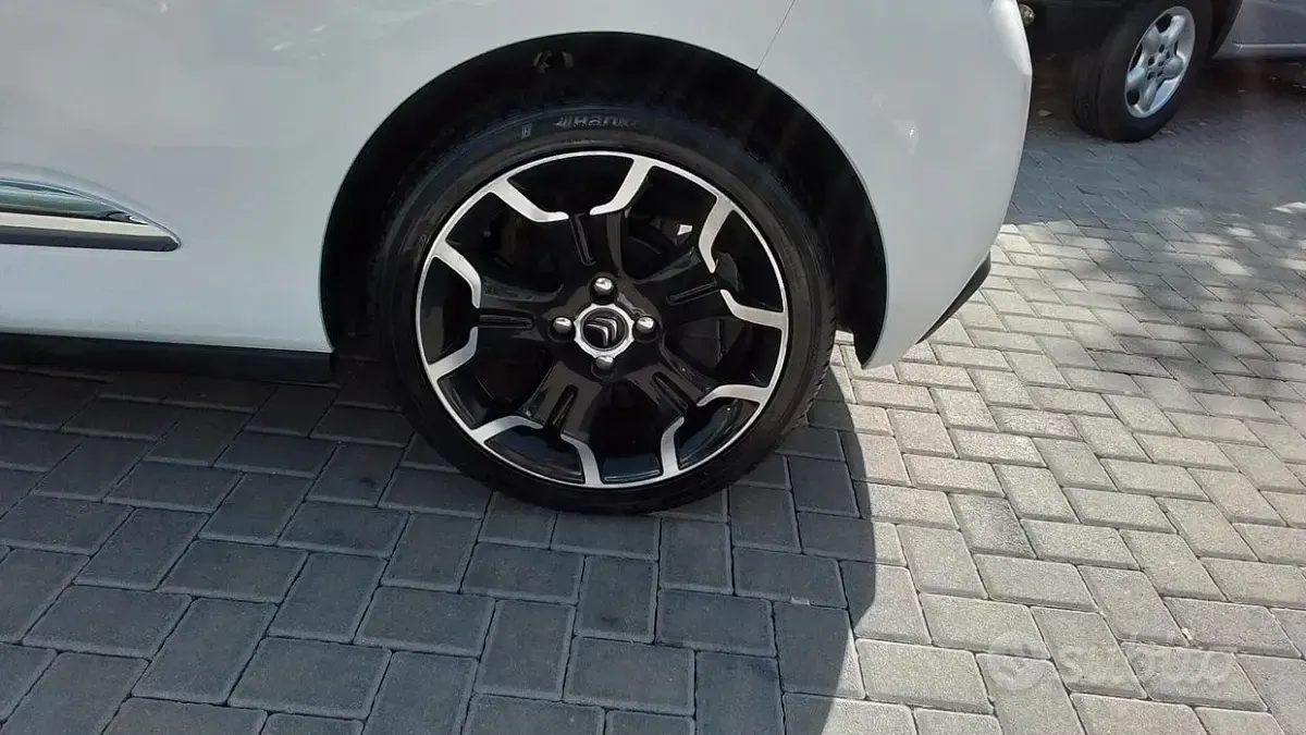 Occasion Citroën DS3 Chic 82 ch (60 kW) 2013 Blanc Coupé