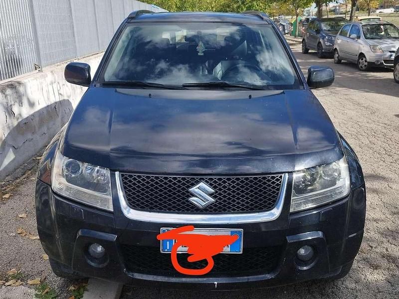 Usata Suzuki Grand Vitara 129 CV (94 kW) 2007 Nero SUV