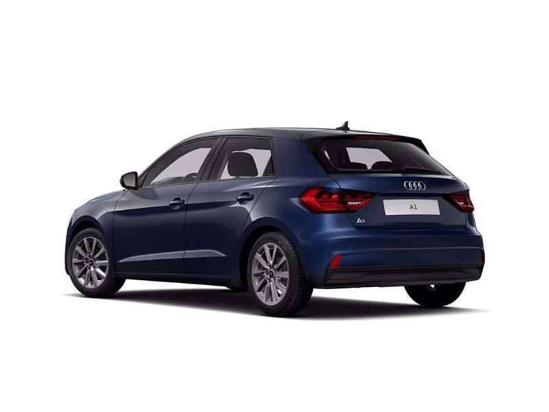 Nuova Audi A1 Sportback Business 116 CV (85 kW) 2025 Blu navarra metallizzato grigio manhatta Utilitaria
